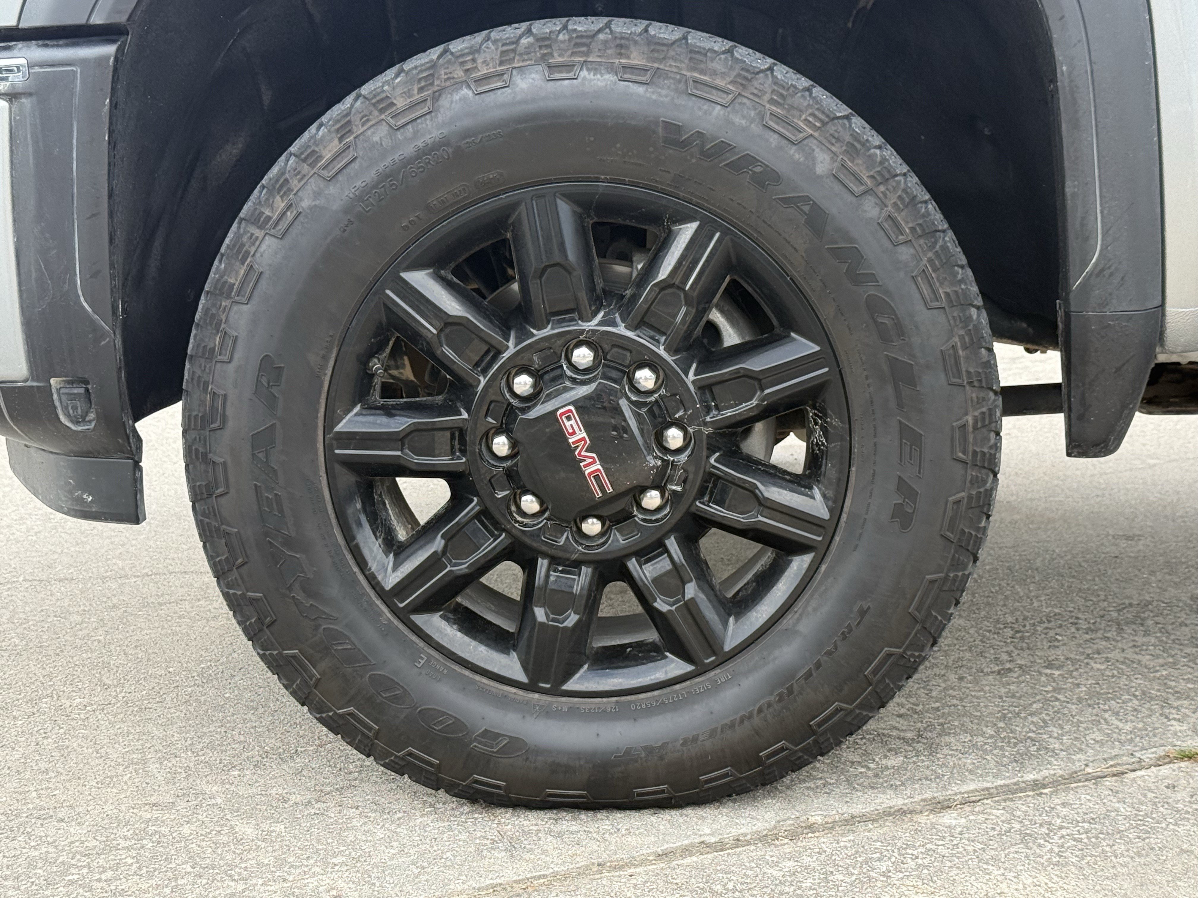 Used 2026 GMC Sierra 2500 AT4 AWD/4WD image 13