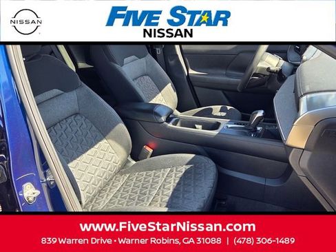 Used 2025 Nissan Kicks SV FWD image 16