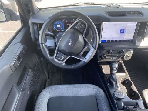 Used 2025 Ford Bronco Big Bend image 13