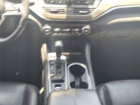 Used 2023 Nissan Altima 2.5 SL FWD image 17