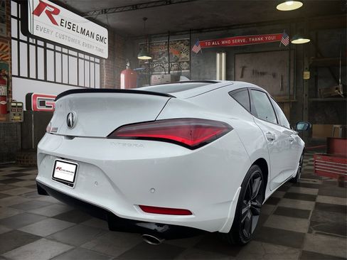 Used 2025 Acura Integra A-Spec image 30