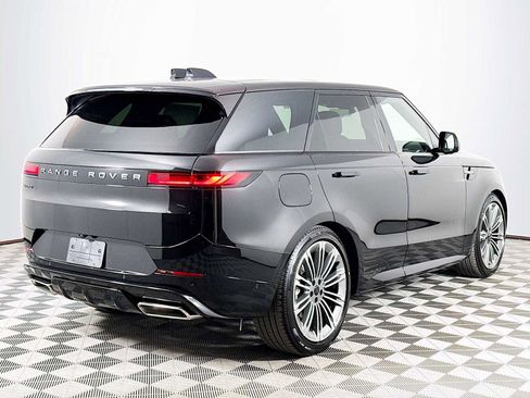 New 2026 Land Rover Range Rover Sport Dynamic SE AWD/4WD image 5