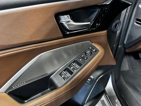 Certified 2023 Acura MDX SH-AWD w/ Technology Package image 36