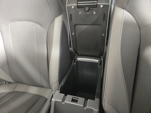 Used 2025 Subaru Crosstrek 2.0i Premium image 26