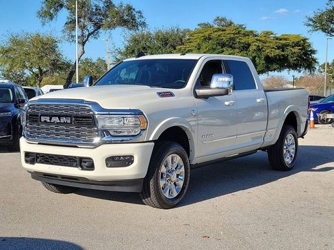 Used 2024 RAM 2500 Limited image 8