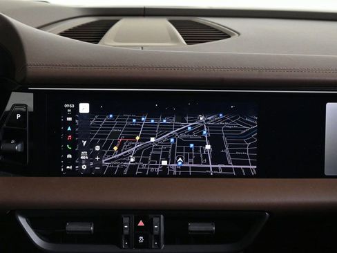 Certified 2025 Porsche Macan 4 Electric image 15