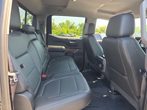 Used 2019 Chevrolet Silverado 1500 LT Trail Boss AWD/4WD image 10