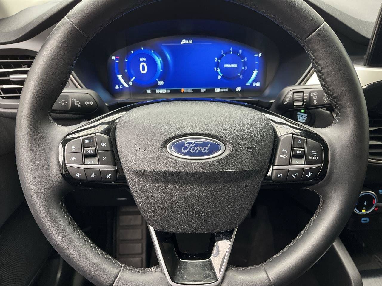 Used 2022 Ford Escape SEL w/ Technology Package AWD/4WD image 15