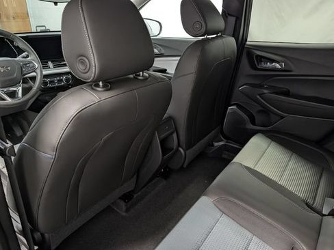 New 2026 Chevrolet Trax LT w/ Driver Confidence Package FWD image 12
