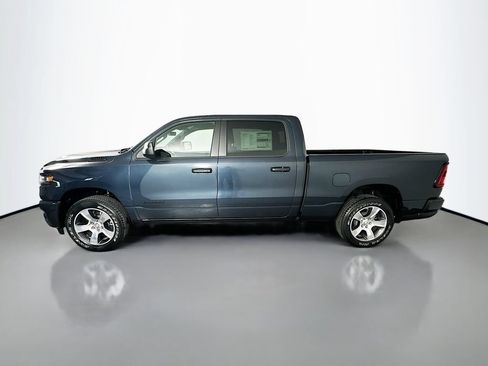 New 2026 RAM 1500 Express AWD/4WD image 4