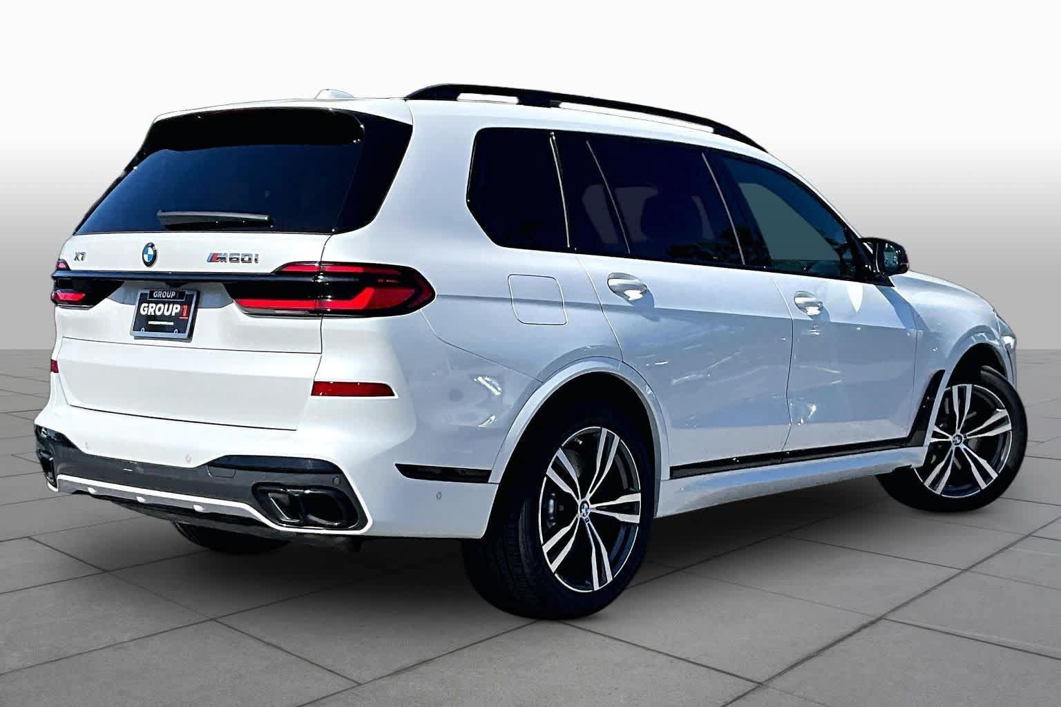 Used 2025 BMW X7 M60i AWD/4WD image 13