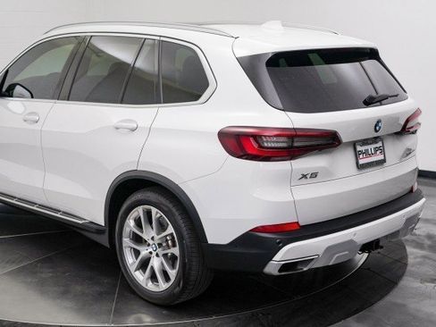 Used 2021 BMW X5 xDrive45e w/ Parking Assistance Package image 10