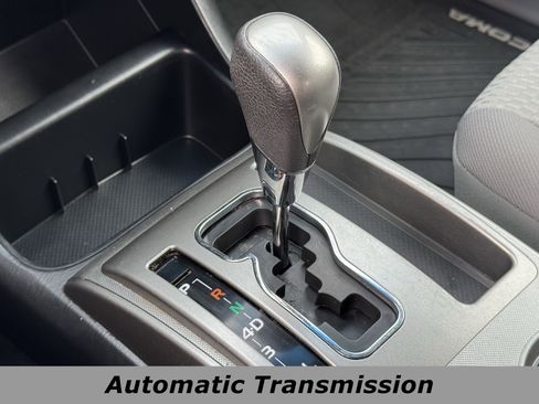 Used 2014 Toyota Tacoma PreRunner w/ SR5 Package image 11