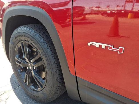 Certified 2023 GMC Terrain AT4 AWD/4WD image 9