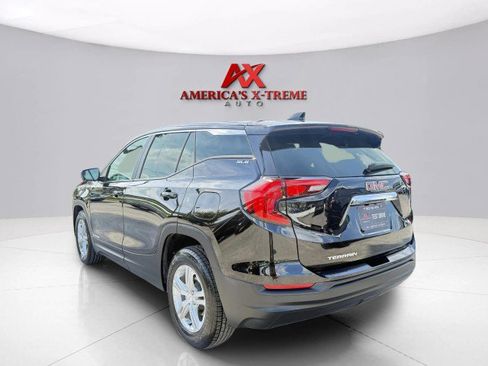 Used 2020 GMC Terrain SLE image 3