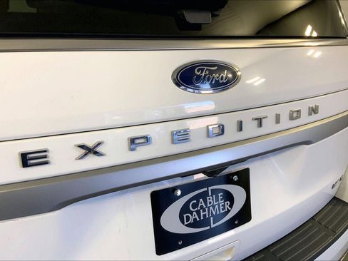 Used 2024 Ford Expedition Max XLT image 30