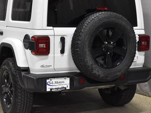 Used 2022 Jeep Wrangler Unlimited Sahara image 10