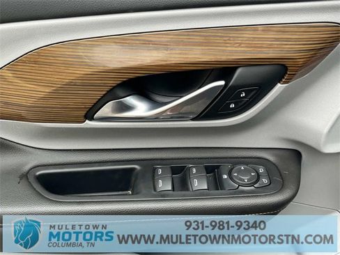 Used 2020 GMC Terrain SLE w/ Driver Convenience Package image 14