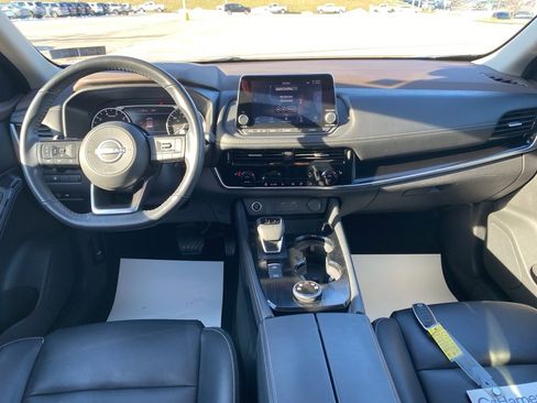 Used 2023 Nissan Rogue SL image 22