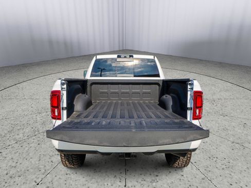 New 2026 RAM 2500 Laramie AWD/4WD image 9