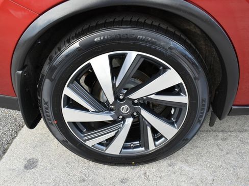 Used 2018 Nissan Murano Platinum FWD image 34
