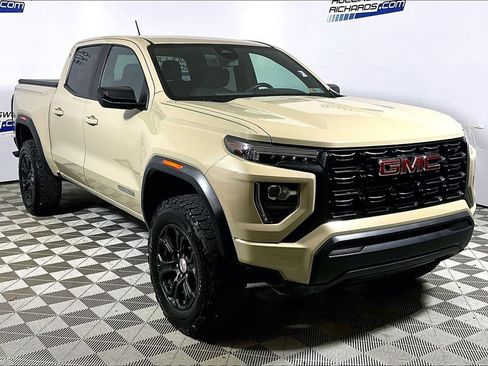 Used 2024 GMC Canyon Elevation w/ Trailering Package RWD image 3