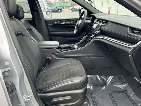 Used 2022 Jeep Grand Cherokee Altitude image 20