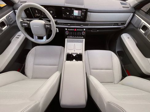 New 2025 Hyundai Santa Fe Limited image 31