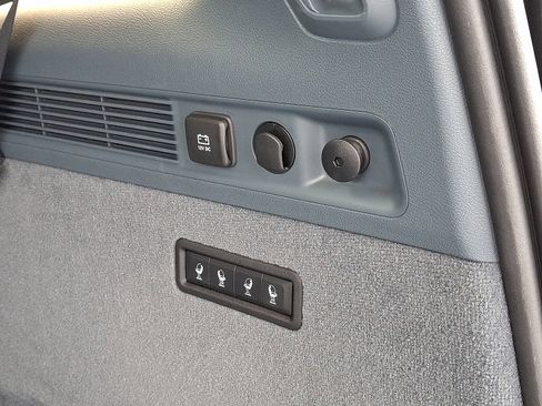 Used 2024 Jeep Grand Wagoneer Series III image 31