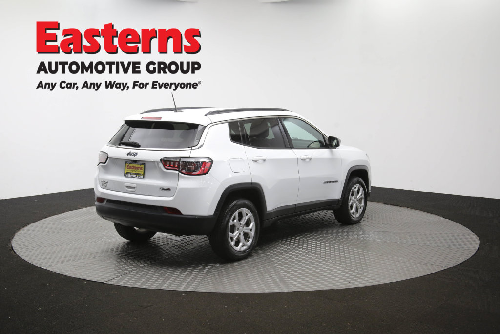 Used 2024 Jeep Compass Latitude AWD/4WD image 42