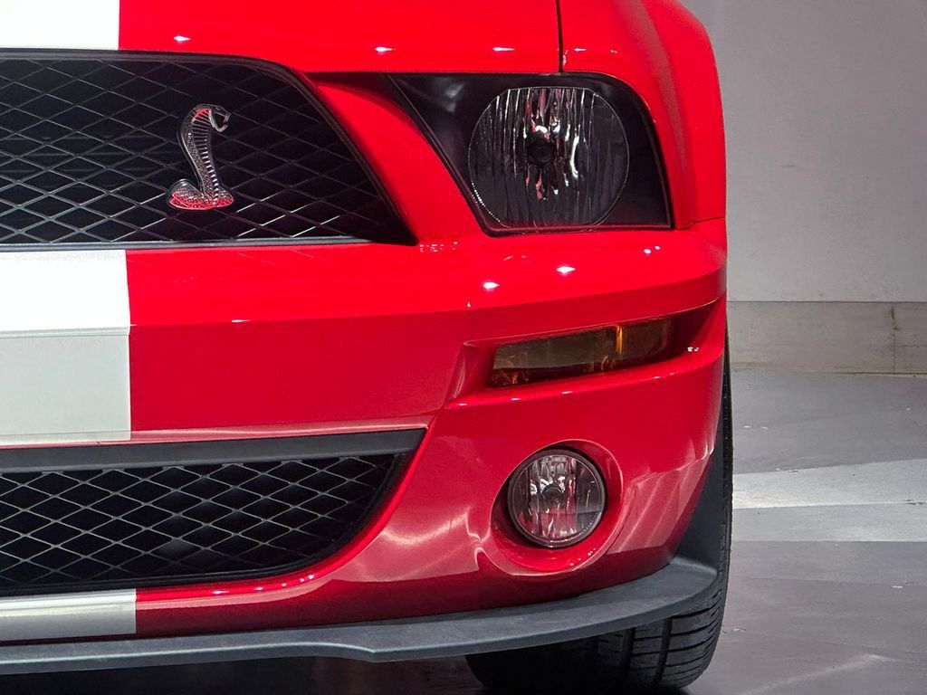 Used 2007 Ford Mustang Shelby GT500 RWD image 4
