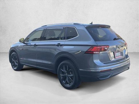 Used 2024 Volkswagen Tiguan SE image 7