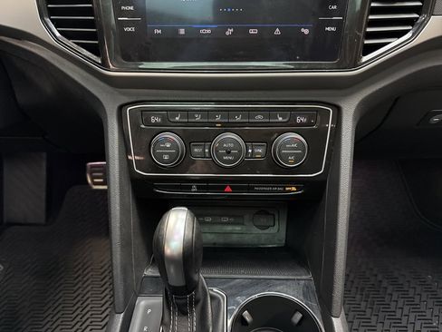 Used 2021 Volkswagen Atlas SEL R-Line image 24