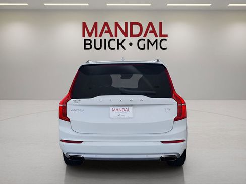 Used 2021 Volvo XC90 T5 Momentum image 7