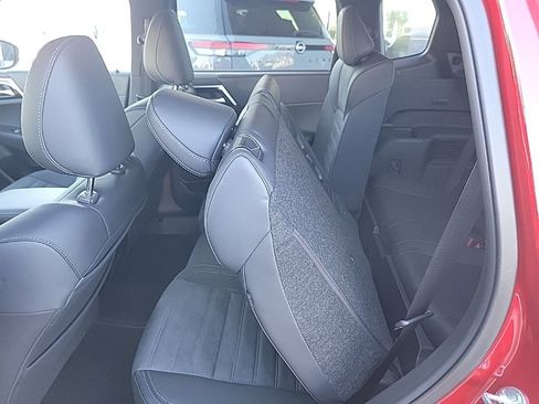 New 2026 Nissan Rogue SL image 36