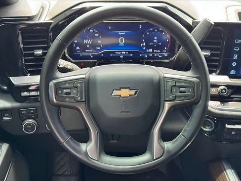 Used 2025 Chevrolet Silverado 3500 High Country w/ High Country Premium Package AWD/4WD image 21