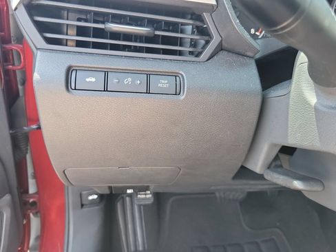 Used 2023 Nissan Altima 2.5 SR FWD image 17