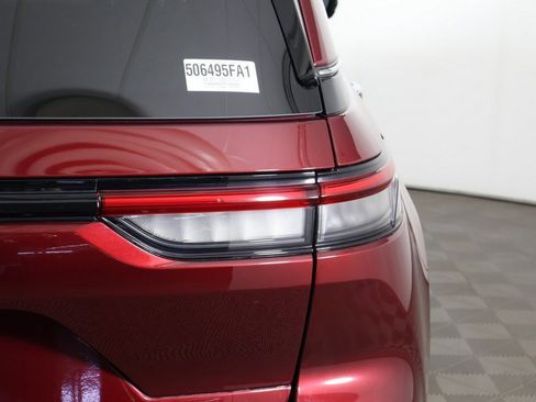 Used 2023 Jeep Grand Cherokee Overland w/ Adv Protech Group III image 21