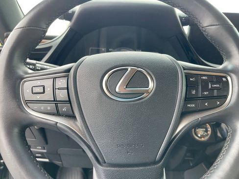 Used 2024 Lexus ES 300h w/ Premium Package FWD image 7