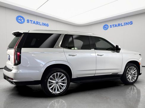 Used 2022 Cadillac Escalade Luxury image 10