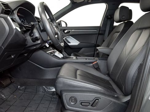 Used 2025 Audi Q3 2.0T Premium AWD/4WD image 13