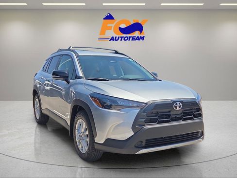 New 2026 Toyota Corolla Cross LE FWD image 6