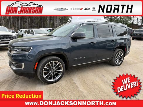 Used 2024 Jeep Wagoneer Series III w/ Premium Group I AWD/4WD image 1