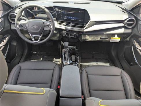 New 2026 Chevrolet Trax ACTIV w/ Driver Confidence Package FWD image 13