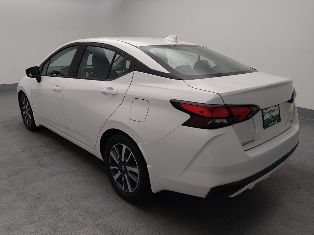 Used 2021 Nissan Versa SV FWD image 5