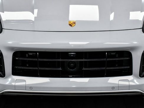 Used 2022 Porsche Cayenne GTS image 83