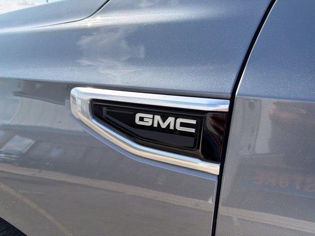 Used 2022 GMC Yukon XL Denali AWD/4WD image 18