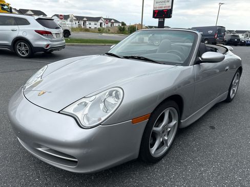 Used 2003 Porsche 911 Carrera 4 AWD/4WD image 14
