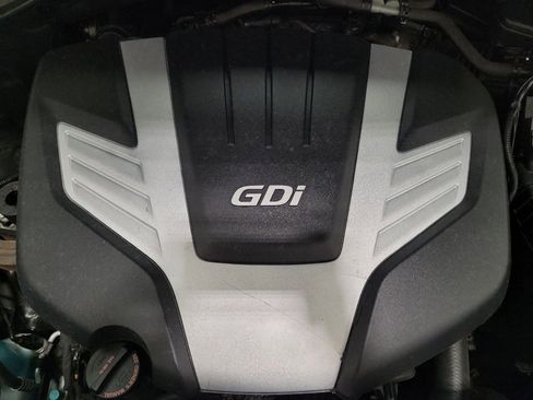 Used 2018 Hyundai Santa Fe AWD image 30