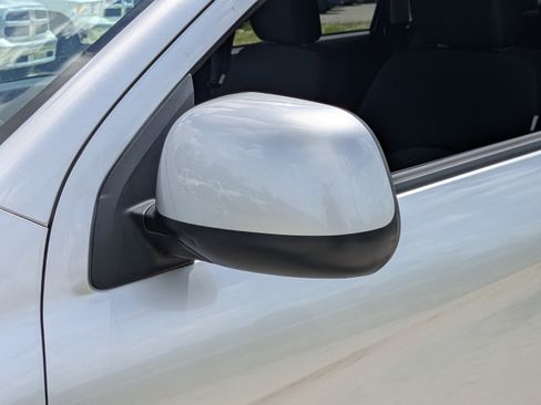 Used 2025 Mitsubishi Outlander Sport AWD image 12
